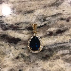 Gold and sapphire pendant
